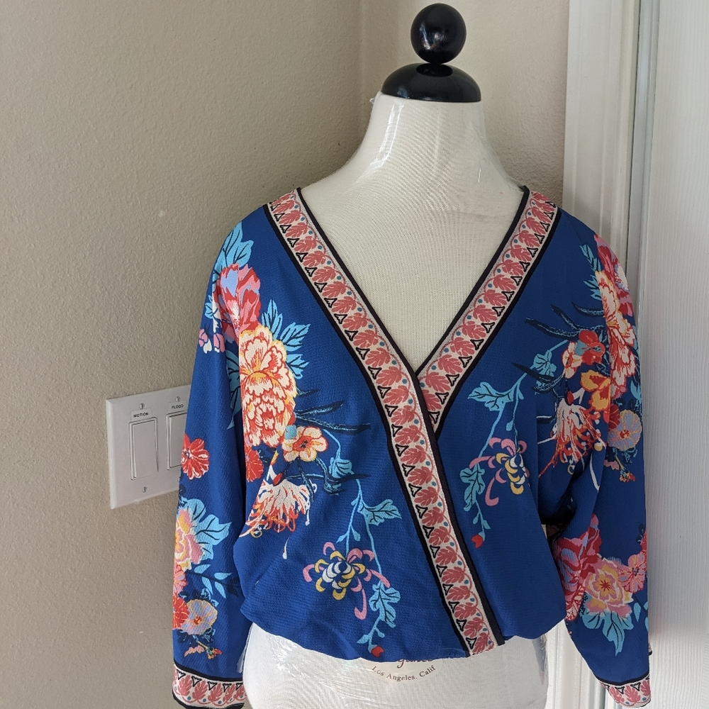 Flying Tomato Wrap Blouse XS